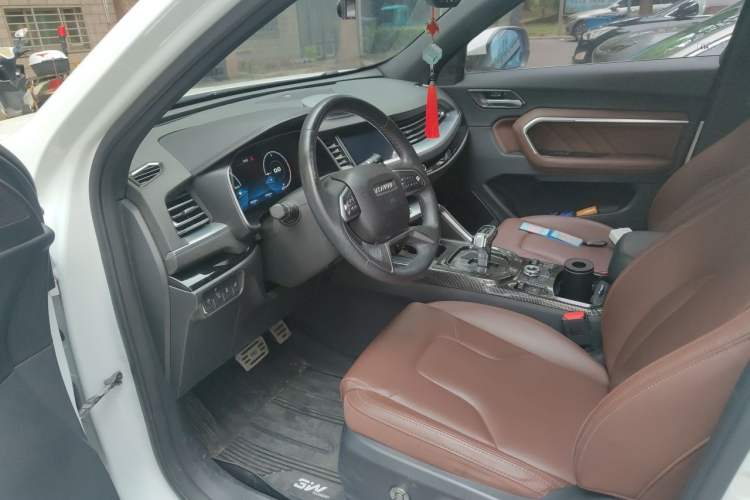 Used Haval H6 2017 Blue Label 2.0T Automatic Two-Wheel Drive Leading Model Driver Seat