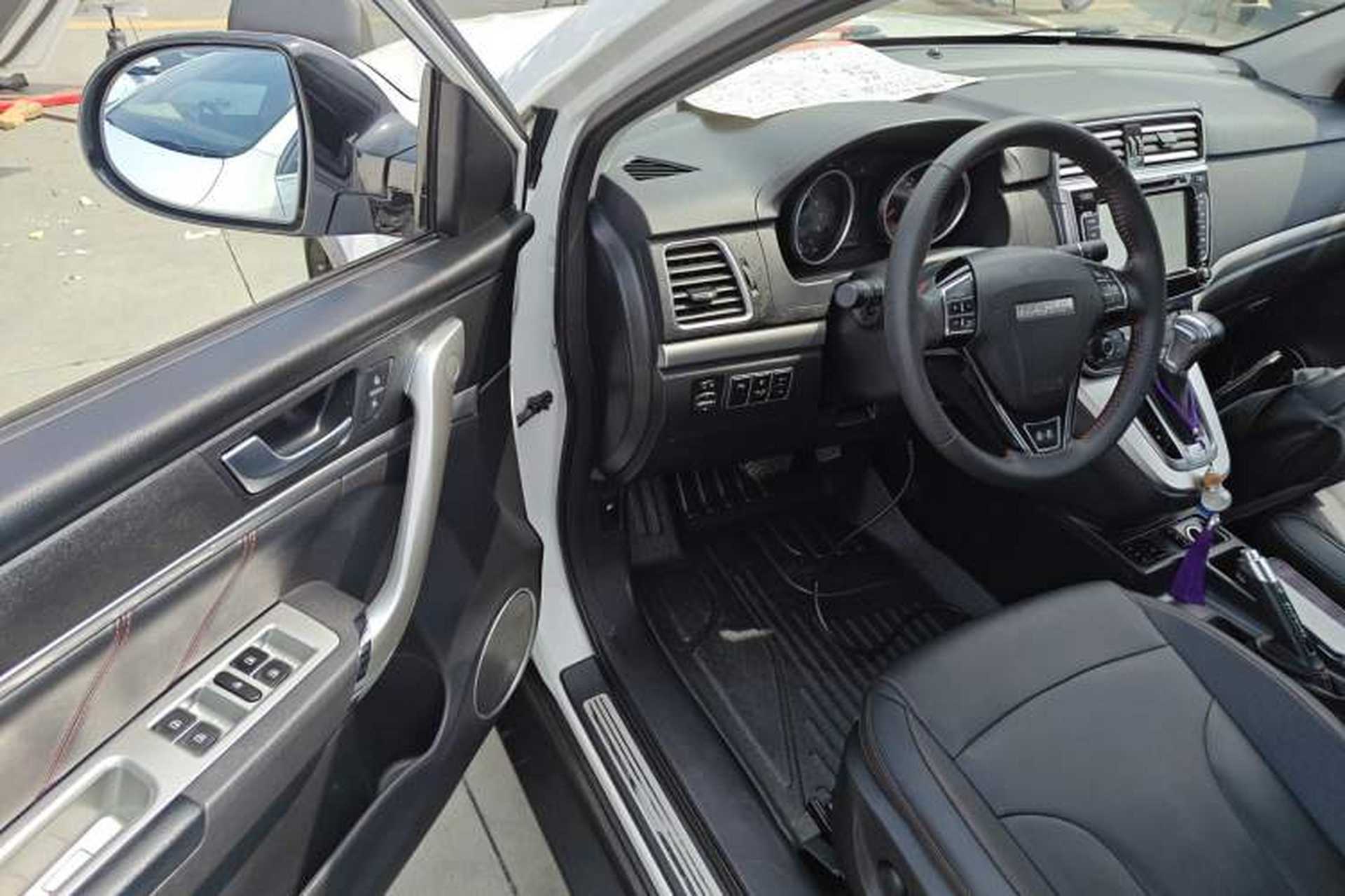 Used Haval H6 2017 Red-Label Sport Edition 1.5T Automatic Two-Wheel Drive Luxury Model Driver Seat