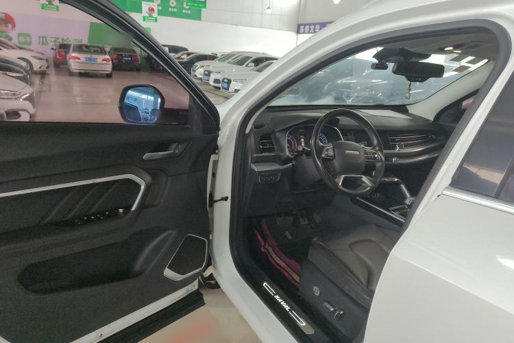 Used Haval H6 2017 Blue Label 1.3T Automatic Two-Wheel Drive ZhiShang Model Driver Seat