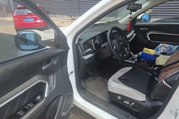 Used Haval H6 2017 Blue Label 2.0T Automatic Two-Wheel Drive Smart Edition Driver Seat
