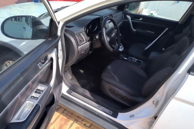 Used Haval H6 2017 Red-Label Sport Edition 1.5T Automatic Two-Wheel Drive Luxury Model Driver Seat
