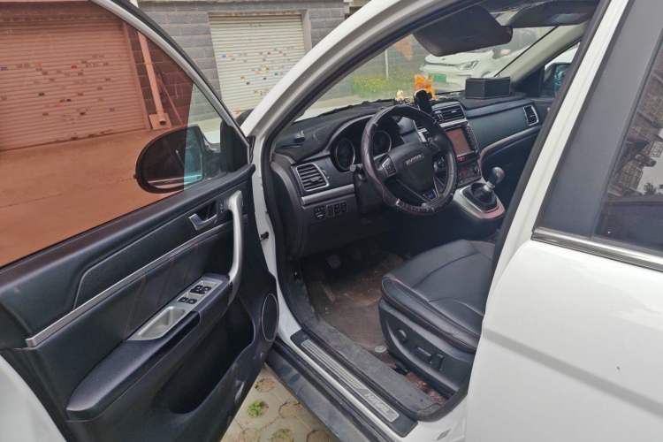 Used Haval H6 2017 Blue Label Sport Edition 1.5T Manual Two-Wheel Drive Elite Model Driver Seat