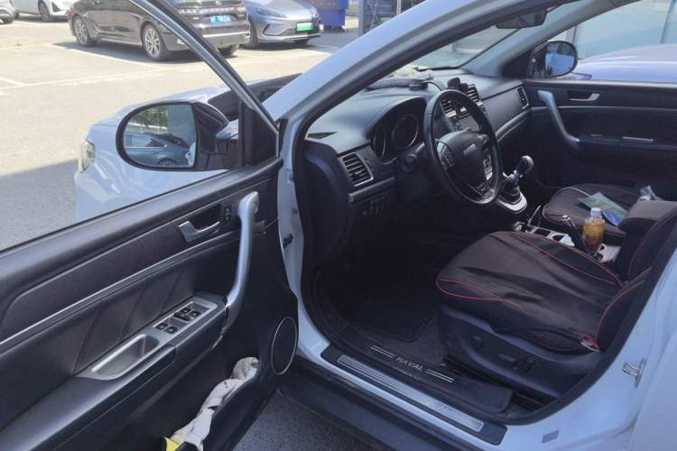 Used Haval H6 2017 Blue Label Sport Edition 1.5T Manual 4x4 Elite Model Driver Seat