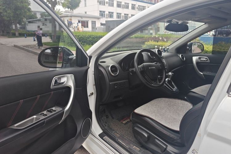 Used Haval H6 2017 Classic Edition 1.5T Automatic Two-Wheel Drive Urban Model Driver Seat