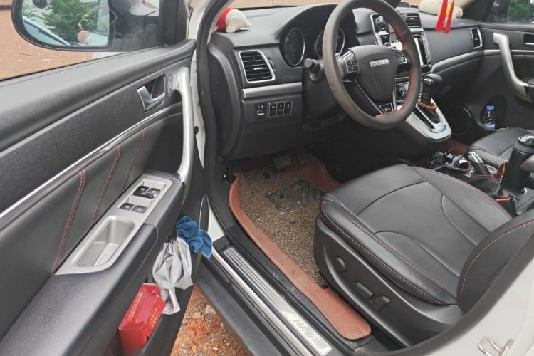Used Haval H6 2017 Red-Label Sport Edition 1.5T Automatic Two-Wheel Drive Luxury Model Driver Seat