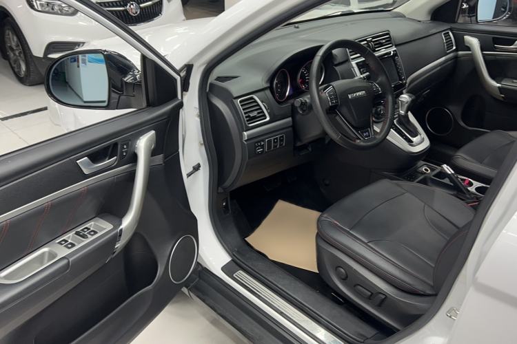 Used Haval H6 2017 Revised Blue-Label Sport Version 1.5T Automatic Two-Wheel Drive Luxury Trim Driver Seat
