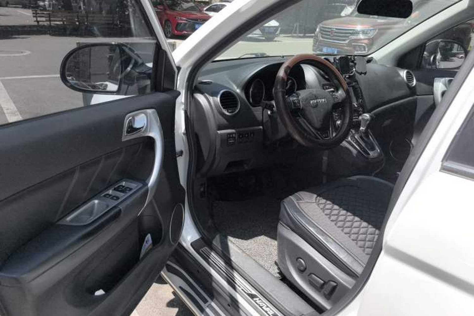 Used Haval H6 2017 Classic Edition 1.5T Automatic Two-Wheel Drive Elite Model Driver Seat