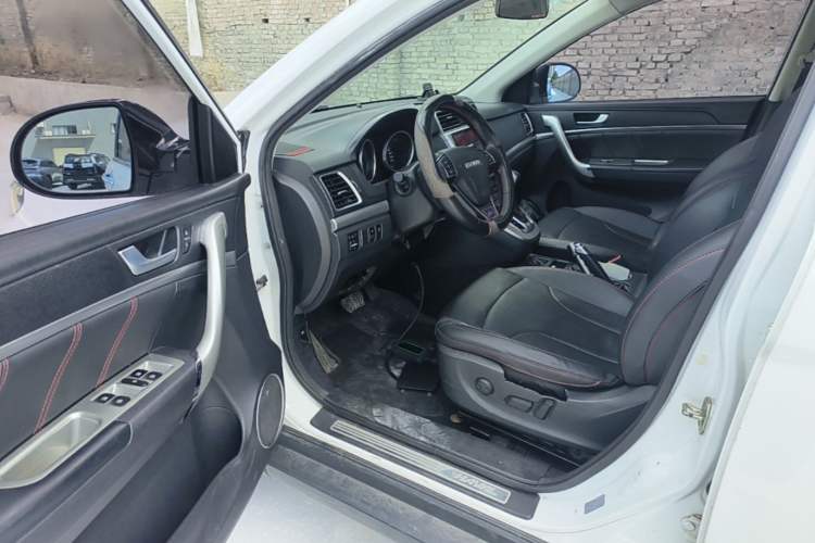 Used Haval H6 2017 Blue Label Sport Edition 1.5T Automatic Two-Wheel Drive Luxury Model Driver Seat