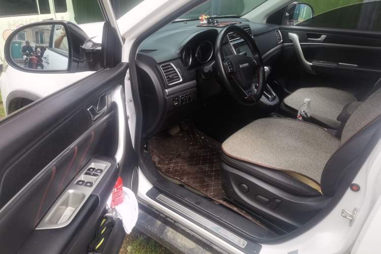 Used Haval H6 2017 Red-Label Sport Edition 1.5T Automatic Two-Wheel Drive Luxury Model Driver Seat