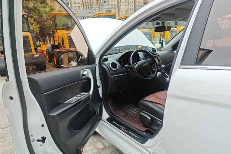 Used Haval H6 2017 Classic Edition 1.5T Automatic Two-Wheel Drive Urban Model Driver Seat
