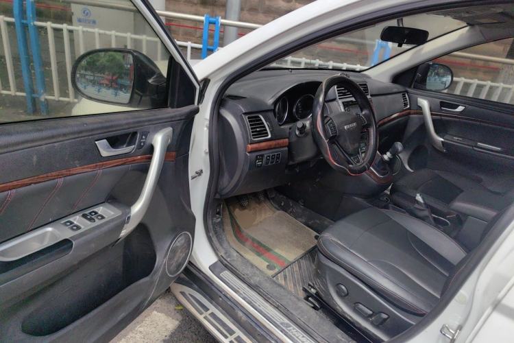 Used Haval H6 2017 Red-Label Sport Edition 1.5T Manual Two-Wheel Drive Elite Model Driver Seat
