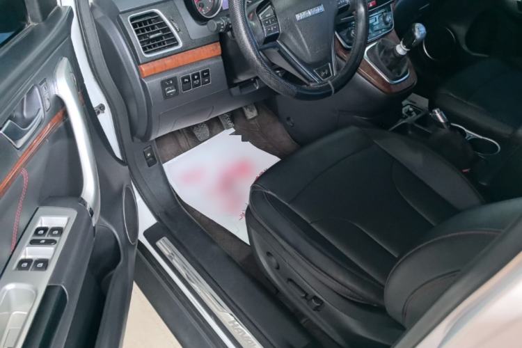 Used Haval H6 2017 Red-Label Sport Edition 1.5T Manual Two-Wheel Drive Elite Model Driver Seat