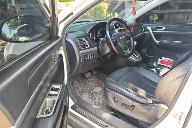 Used Haval H6 2017 Red-Label Sport Edition 1.5T Automatic Two-Wheel Drive Luxury Model Driver Seat