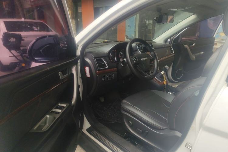 Used Haval H6 2017 Red-Label Sport Edition 1.5T Manual Two-Wheel Drive Prestige Model Driver Seat
