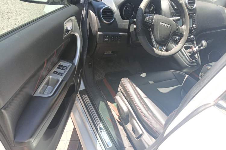 Used Haval H6 2017 Classic Edition 1.5T Manual Two-Wheel Drive Urban Model Driver Seat