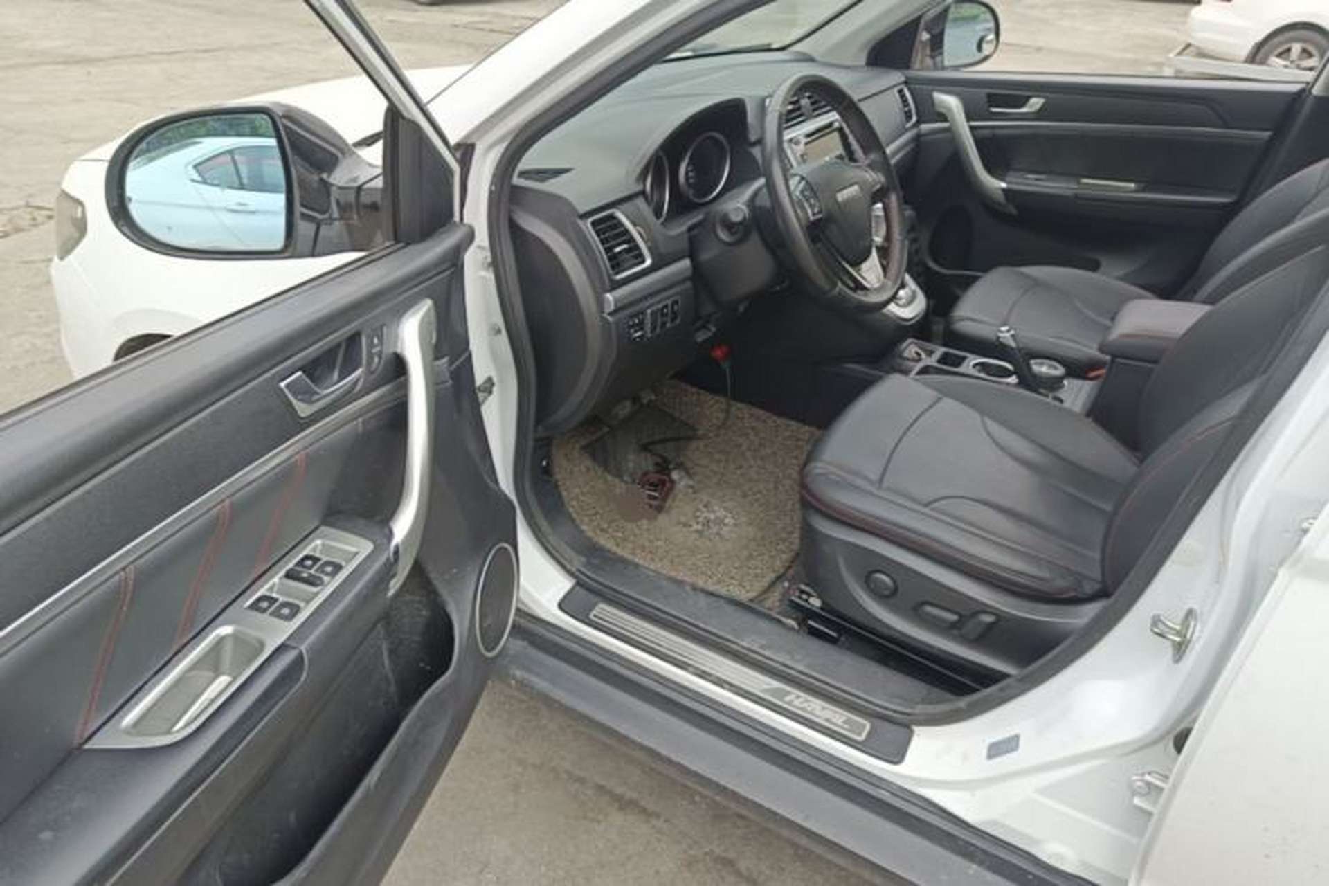 Used Haval H6 2017 Blue Label Sport Edition 1.5T Automatic Two-Wheel Drive Luxury Model Driver Seat