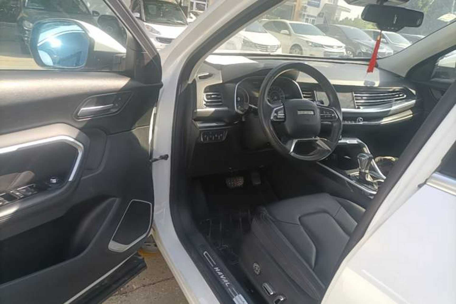 Used Haval H6 2017 Blue Label 1.5T Automatic Two-Wheel Drive ZhiShang Model Driver Seat