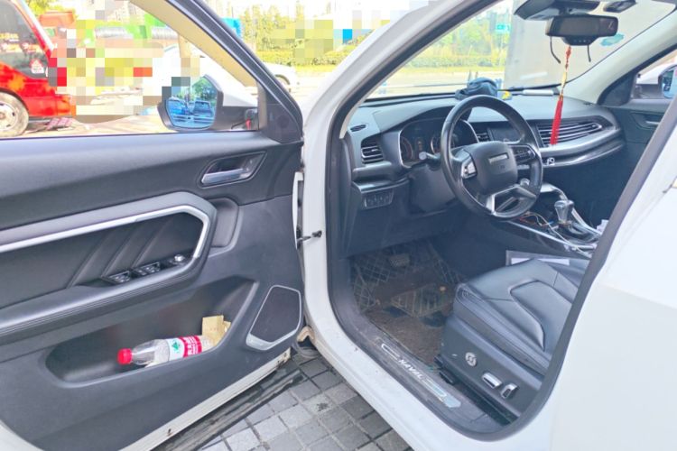 Used Haval H6 2017 Red-Label 1.5T Automatic Two-Wheel Drive Smart Edition Driver Seat