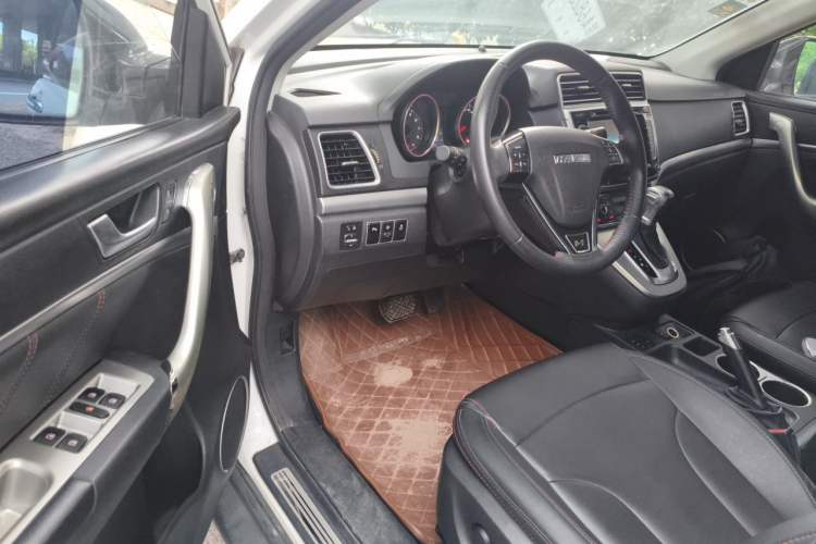 Used Haval H6 2017 Red-Label Sport Edition 1.5T Automatic Two-Wheel Drive Luxury Model Driver Seat