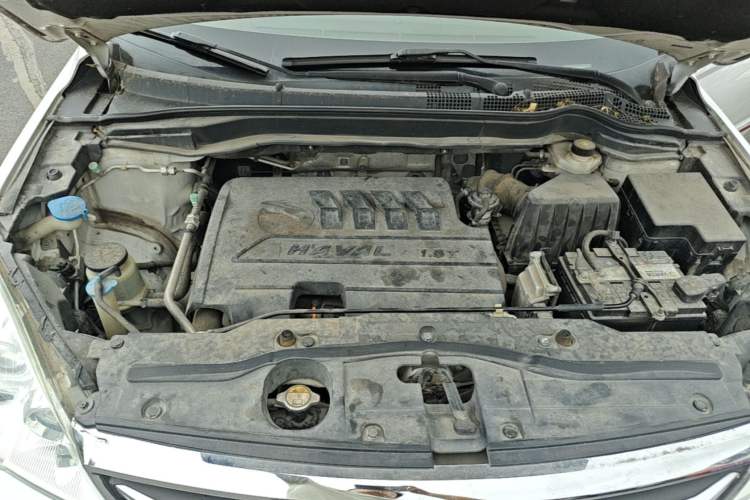 Used Haval H6 2017 Classic Edition 1.5T Automatic Two-Wheel Drive Elite Model Engine Bay