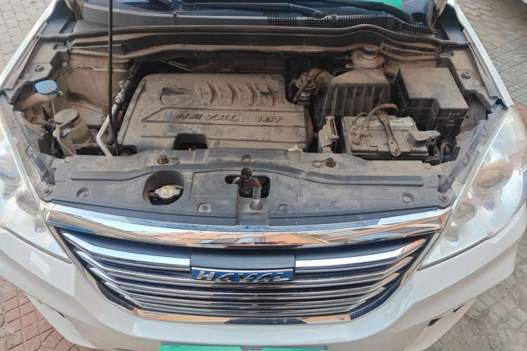 Used Haval H6 2017 Classic Edition 1.5T Automatic Two-Wheel Drive Elite Model Engine Bay