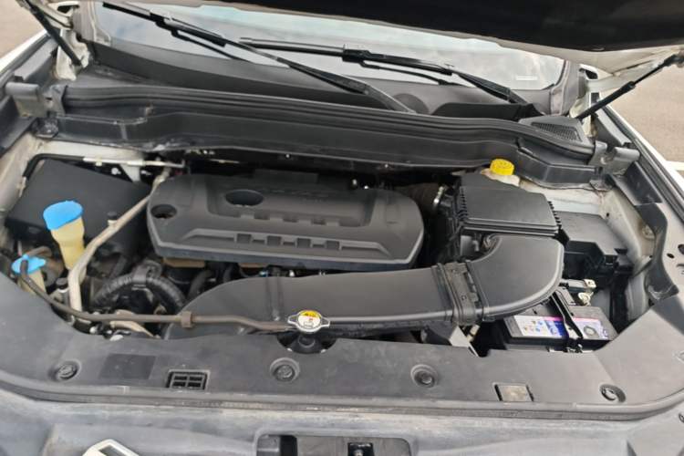 Used Haval H6 2017 Blue Label 2.0T Automatic Two-Wheel Drive Smart Edition Engine Bay