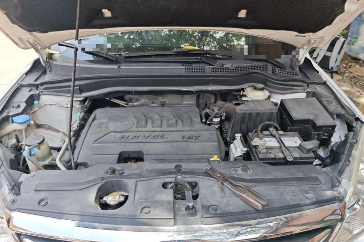 Used Haval H6 2017 Classic Edition 1.5T Automatic Two-Wheel Drive Elite Model Engine Bay