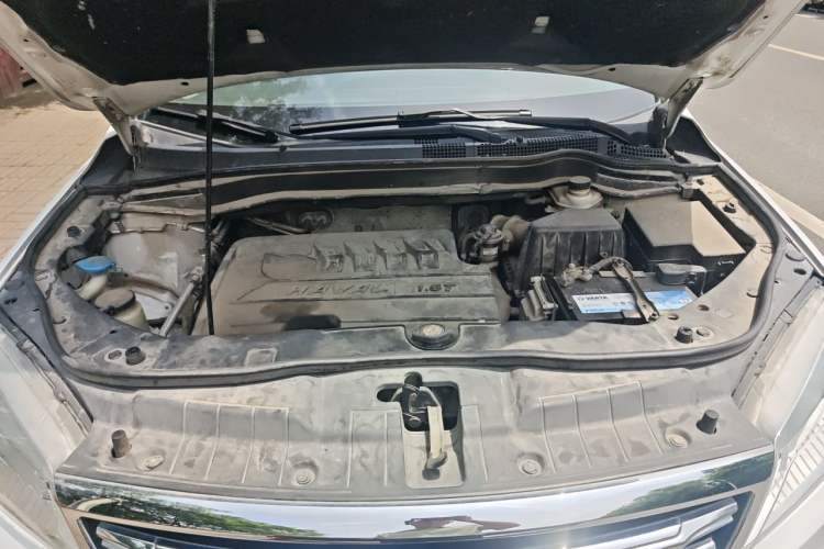 Used Haval H6 2017 Red-Label Sport Edition 1.5T Automatic Two-Wheel Drive Luxury Model Engine Bay