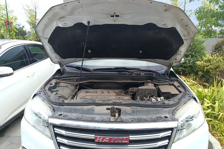 Used Haval H6 2017 Restyled Red-Label Sport Version 1.5T Automatic Two-Wheel Drive Luxury Trim Engine Bay