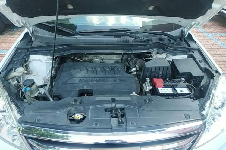 Used Haval H6 2017 Classic Edition 1.5T Automatic Two-Wheel Drive Urban Model Engine Bay