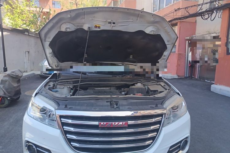 Used Haval H6 2017 Red-Label Sport Edition 1.5T Manual Two-Wheel Drive Elite Model Engine Bay