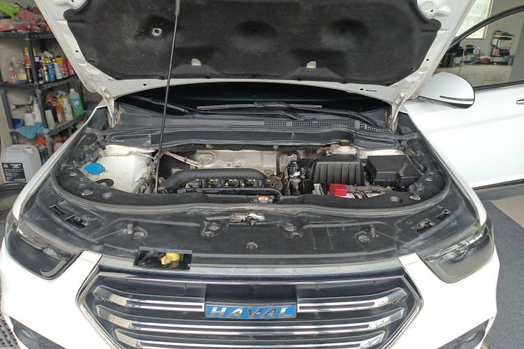 Used Haval H6 2017 Blue Label Sport Edition 1.5T Manual Two-Wheel Drive Elite Model Engine Bay
