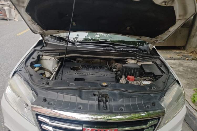 Used Haval H6 2017 Red-Label Sport Edition 1.5T Automatic Two-Wheel Drive Luxury Model Engine Bay