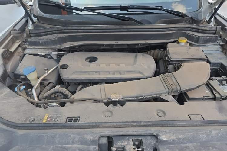 Used Haval H6 2017 Blue Label 2.0T Automatic Two-Wheel Drive Smart Edition Engine Bay