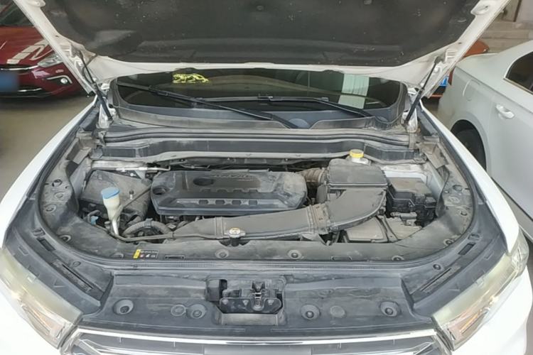 Used Haval H6 2017 Blue Label 2.0T Automatic Two-Wheel Drive Smart Edition Engine Bay