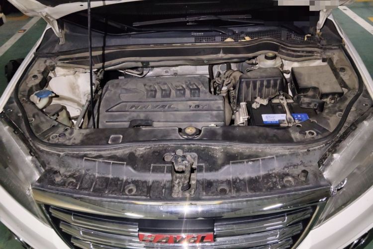 Used Haval H6 2017 Red-Label Sport Edition 1.5T Automatic Two-Wheel Drive Luxury Model Engine Bay