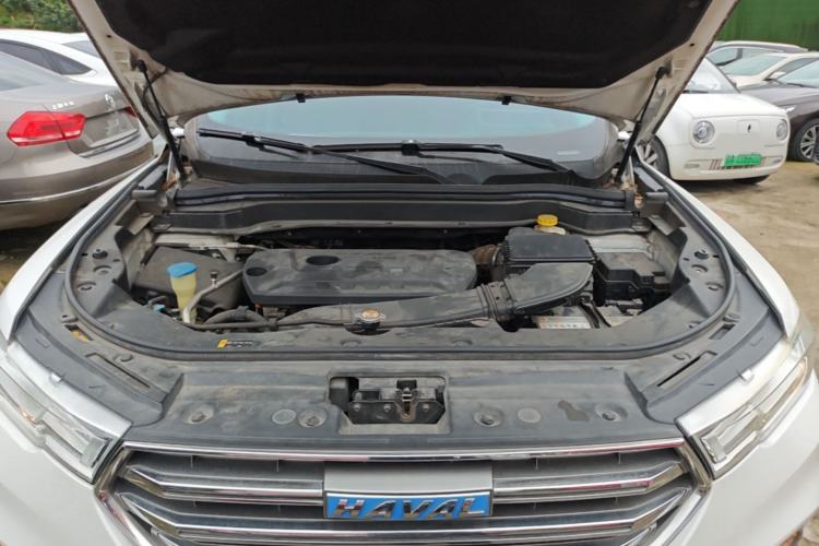 Used Haval H6 2017 Blue Label 2.0T Automatic Two-Wheel Drive Smart Edition Engine Bay