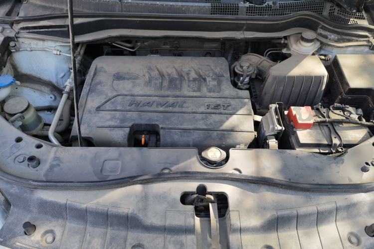 Used Haval H6 2017 Red-Label Sport Edition 1.5T Manual Two-Wheel Drive Elite Model Engine Bay