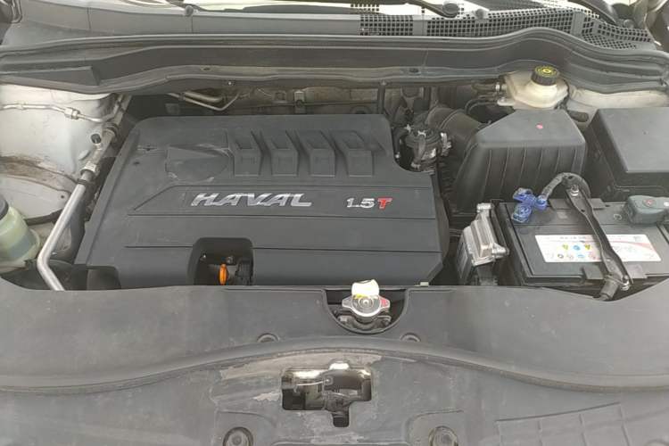 Used Haval H6 2017 Blue Label Sport Edition 1.5T Automatic Two-Wheel Drive Luxury Model Engine Bay