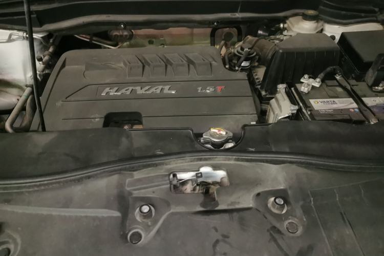 Used Haval H6 2017 Blue Label Sport Edition 1.5T Automatic Two-Wheel Drive Luxury Model Engine Bay