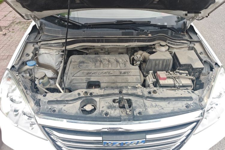 Used Haval H6 2017 Classic Edition 1.5T Automatic Two-Wheel Drive Urban Model Engine Bay