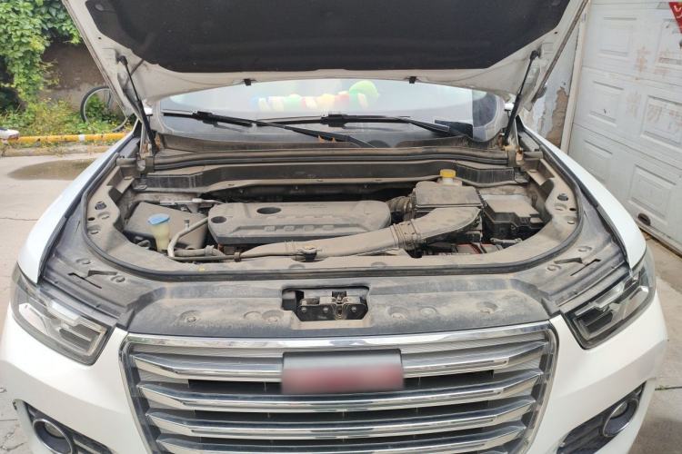 Used Haval H6 2017 Red-Label 2.0T Automatic Two-Wheel Drive Fashion Edition Engine Bay