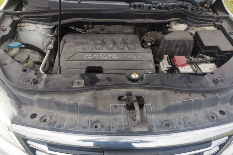 Used Haval H6 2017 Red-Label Sport Edition 1.5T Manual Two-Wheel Drive Elite Model Engine Bay
