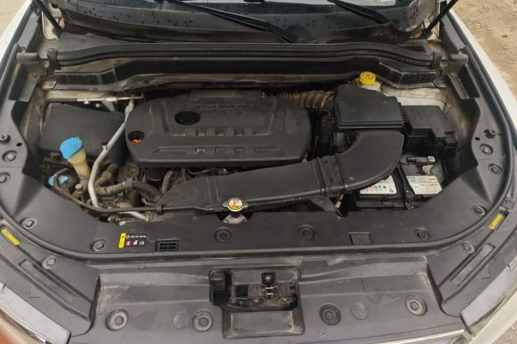 Used Haval H6 2017 Blue Label 2.0T Automatic Two-Wheel Drive Smart Edition Engine Bay