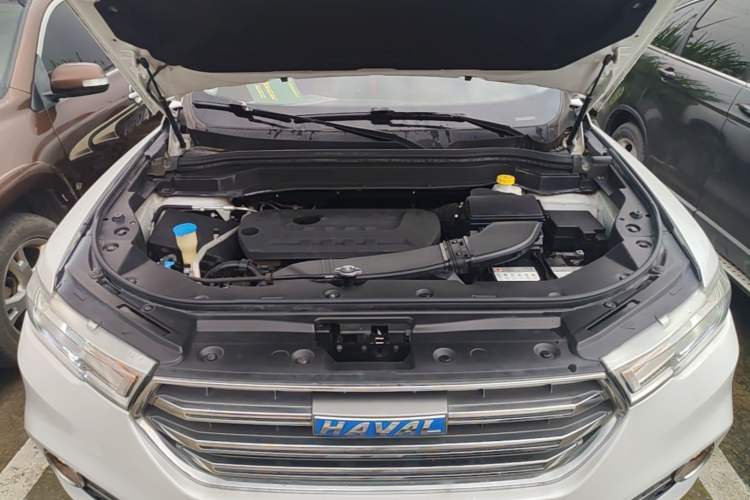 Used Haval H6 2017 Blue Label 2.0T Automatic Two-Wheel Drive Smart Edition Engine Bay