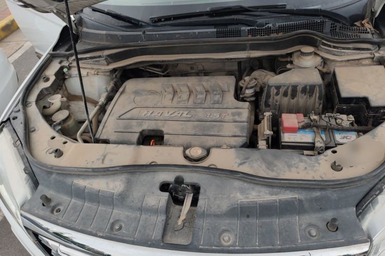 Used Haval H6 2017 Red-Label Sport Edition 1.5T Manual Two-Wheel Drive Elite Model Engine Bay