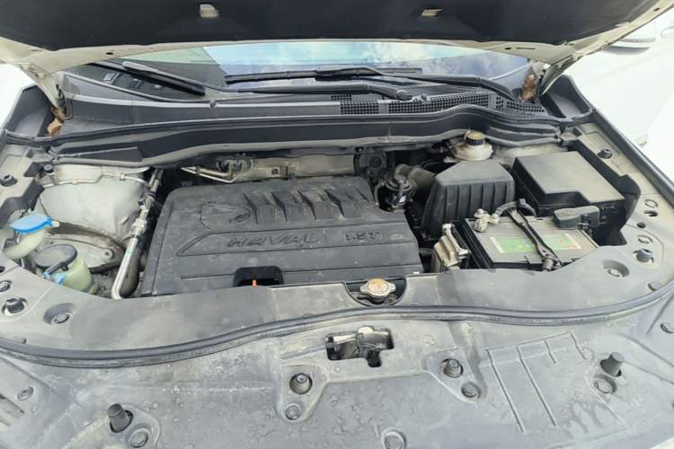 Used Haval H6 2017 Blue Label Sport Edition 1.5T Automatic Two-Wheel Drive Luxury Model Engine Bay