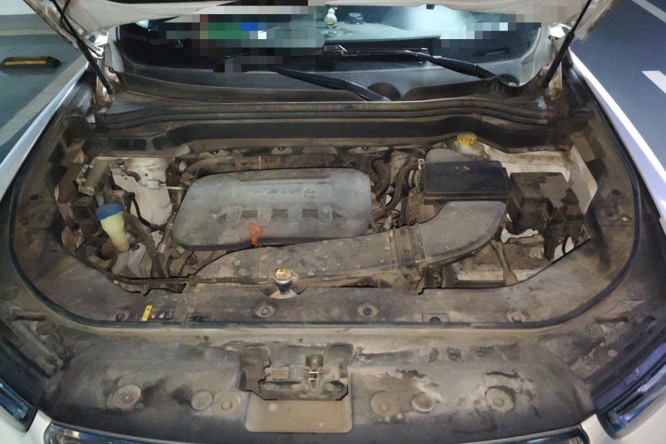 Used Haval H6 2017 Red-Label 1.3T Automatic Two-Wheel Drive ZhiShang Model Engine Bay