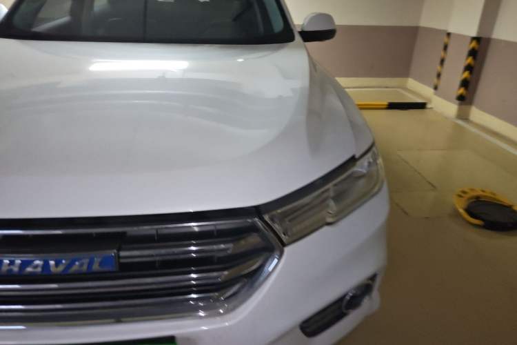 Used Haval H6 2017 Blue Label 2.0T Automatic Two-Wheel Drive Smart Edition Engine Bay Left