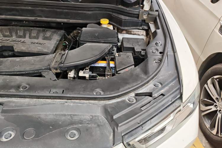 Used Haval H6 2017 Red-Label 1.5T Automatic Two-Wheel Drive Smart Edition Engine Bay Left